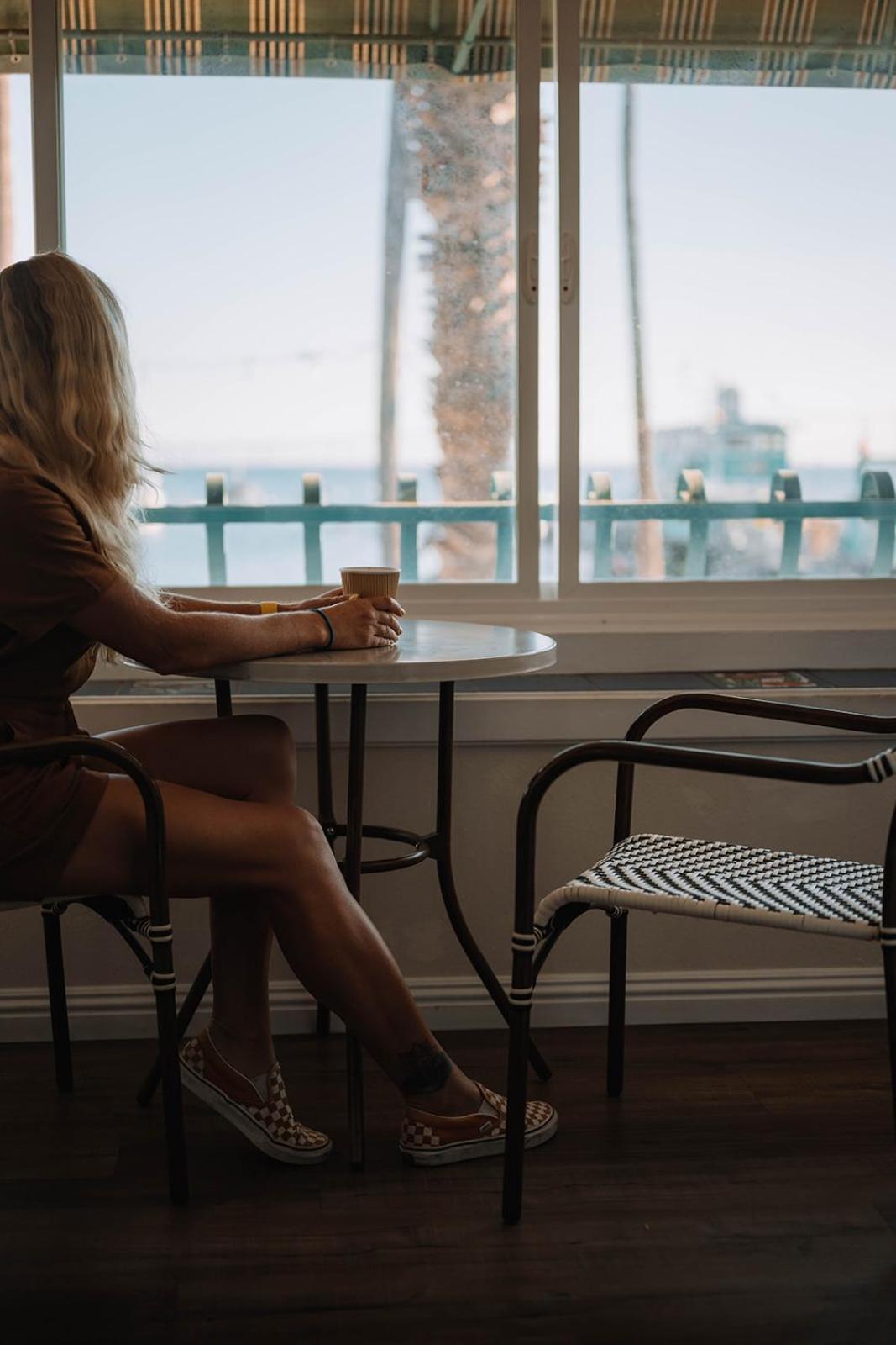 The Edgewater Hotel Авалон Екстериор снимка