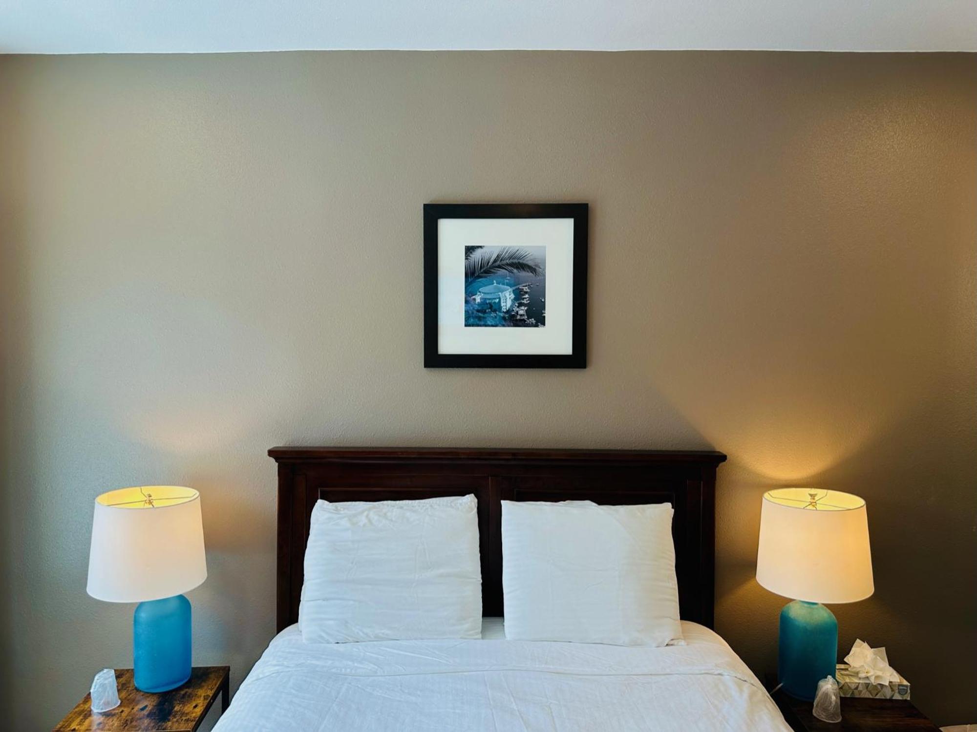 The Edgewater Hotel Авалон Екстериор снимка