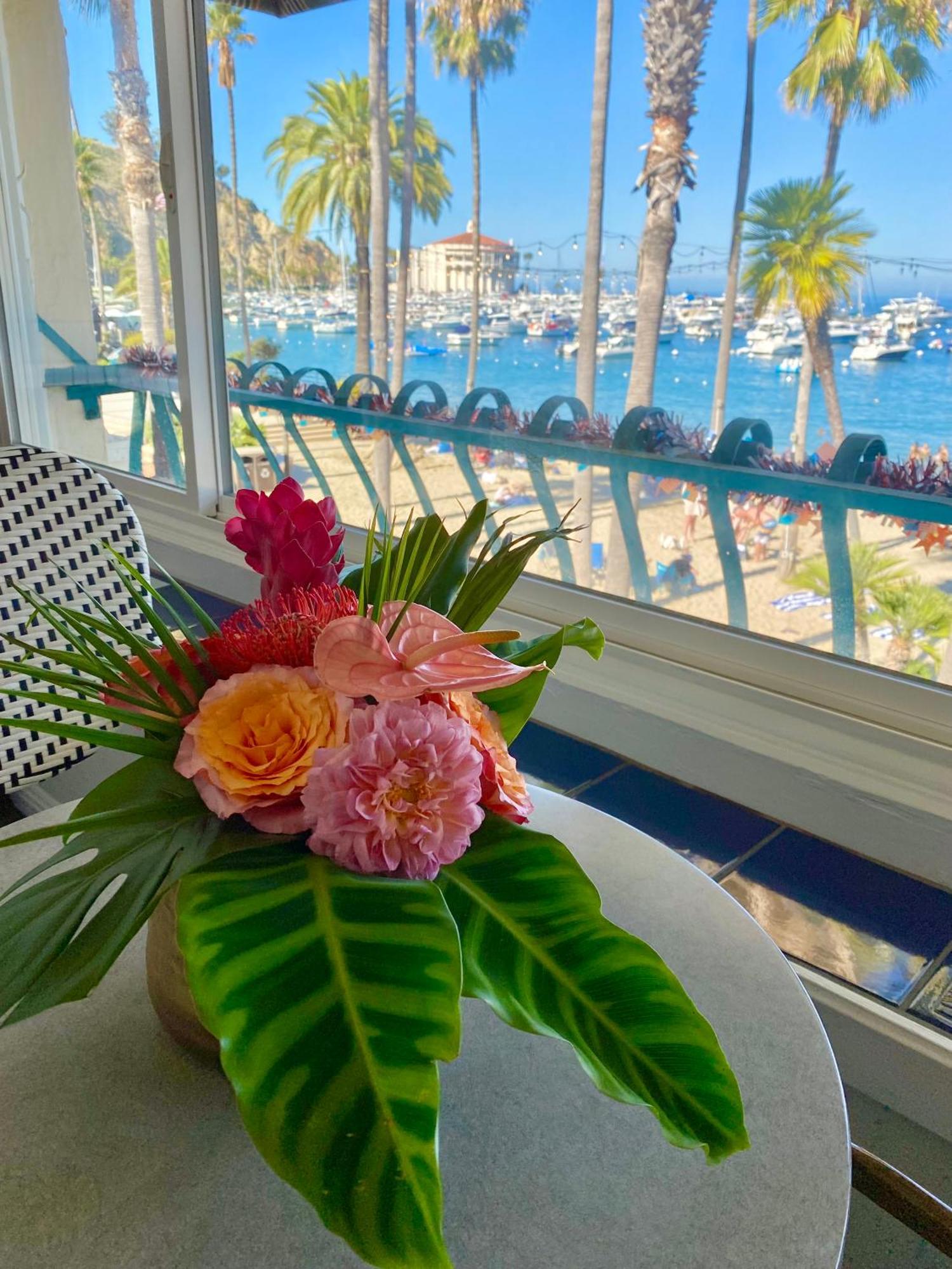 The Edgewater Hotel Авалон Екстериор снимка